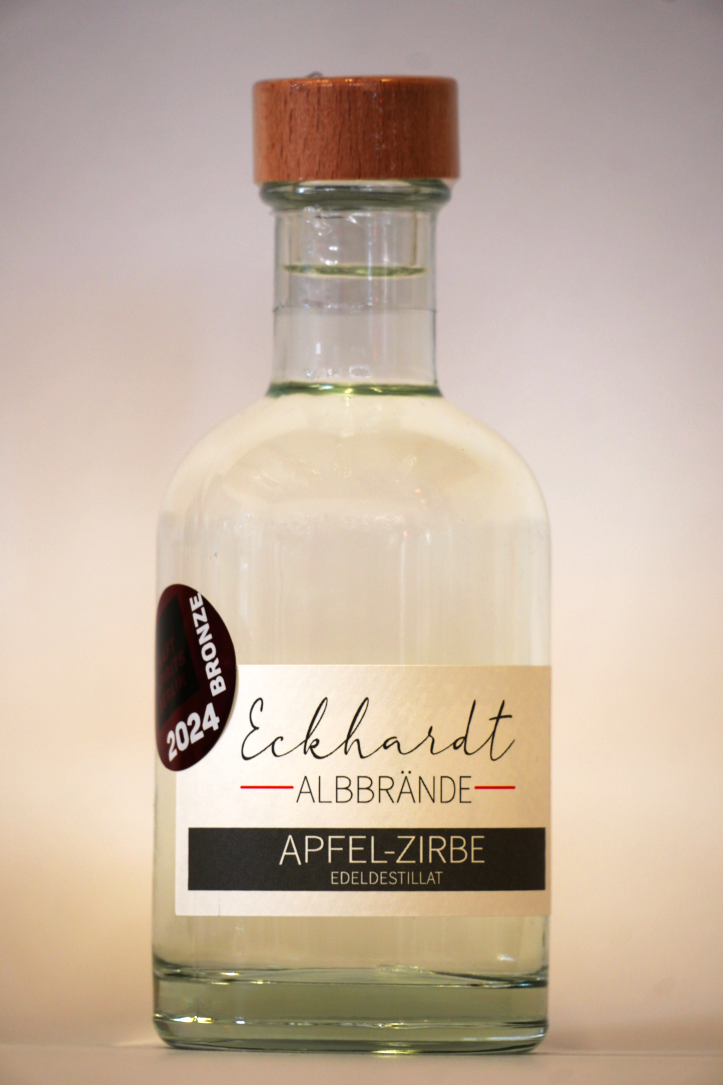 Apfel-Zirbenbrand
